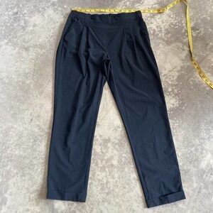 Qor Performance Pants Women Size 10 Black Pleated Front Pockets Style 21924‎